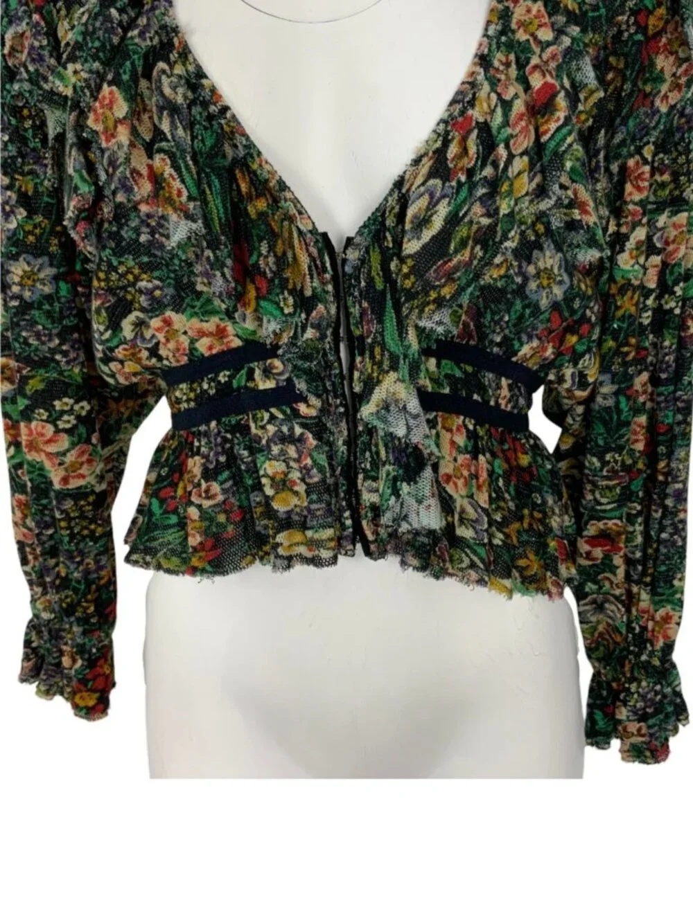 Free People Rudi Ruffle Top Blouse M Night Garden Floral Cropped